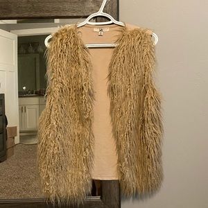 Ya Los Angeles Faux Fur Shaggy Vest Tan